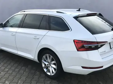 Skoda Superb 2.0 TDI 4X4 DSG Style
