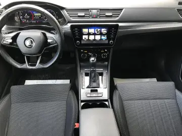 Skoda Superb 2.0 TDI 4X4 DSG Style