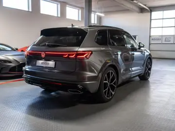 Volkswagen Touareg 3.0 TDI 4M R-Line