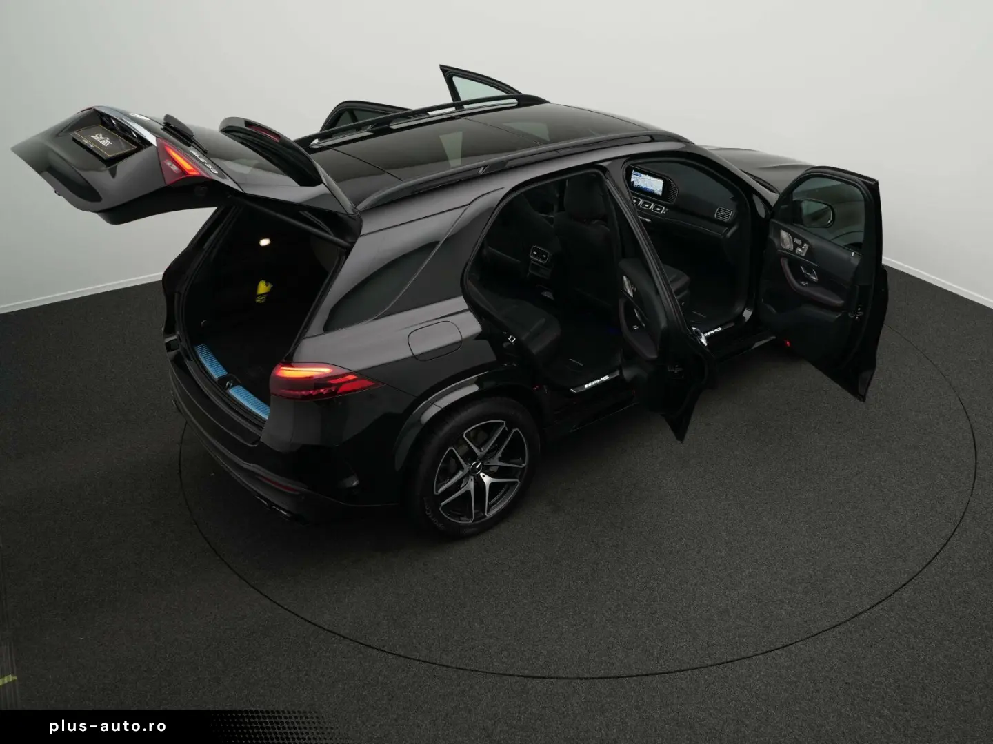 MERCEDES-BENZ GLE 53 4M Multi 360  Pano AHK Burm