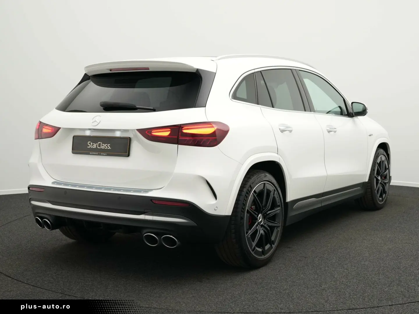 MERCEDES-BENZ GLA 45 S 4M Multi Pano Kamera 360  Burm Memo