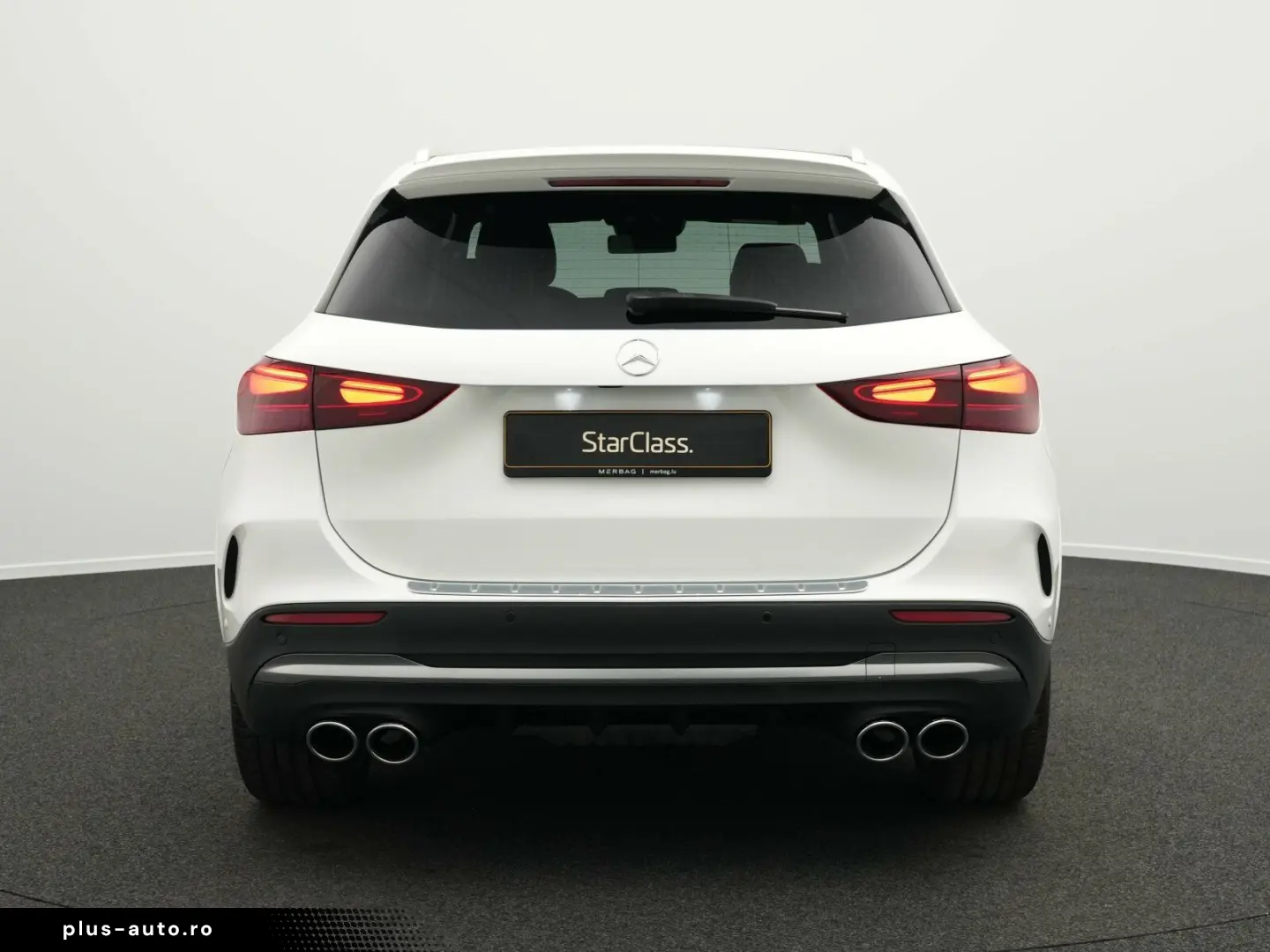 MERCEDES-BENZ GLA 45 S 4M Multi Pano Kamera 360  Burm Memo