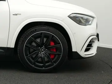 MERCEDES-BENZ GLA 45 S 4M Multi Pano Kamera 360  Burm Memo