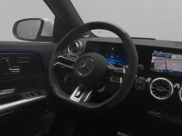 MERCEDES-BENZ GLA 45 S 4M Multi Pano Kamera 360  Burm Memo
