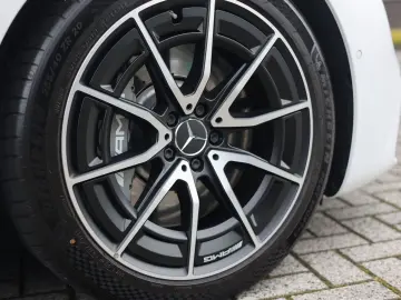 MERCEDES-BENZ SL43 AMG   Multicontour - Airscarf - Burmester