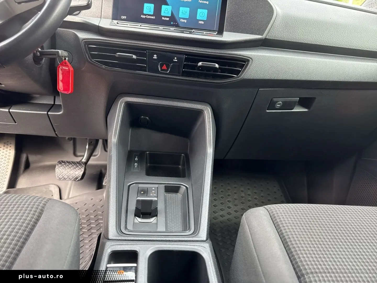 VW Caddy Maxi Cargo 2.0 TDI DSG AHK Navi 2-Zonen-Kl