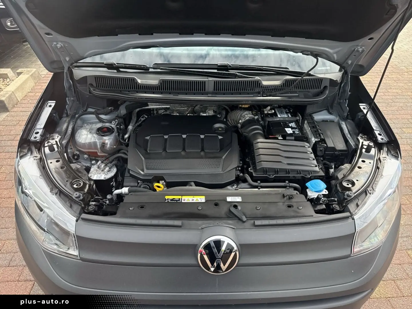 VW Caddy Maxi Cargo 2.0 TDI DSG AHK Navi 2-Zonen-Kl