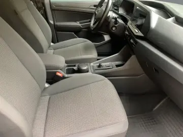 VW Caddy Maxi 2.0 TDI DSG NAVI BT DAB GRA SHZ KLIMA