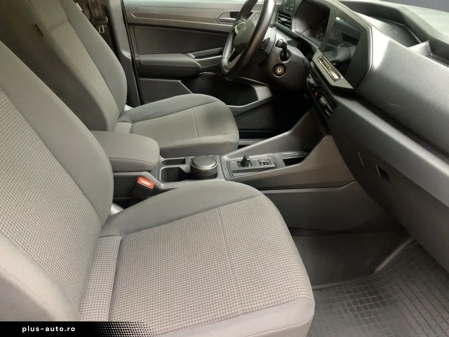 VW Caddy Maxi 2.0 TDI DSG NAVI BT DAB GRA SHZ KLIMA