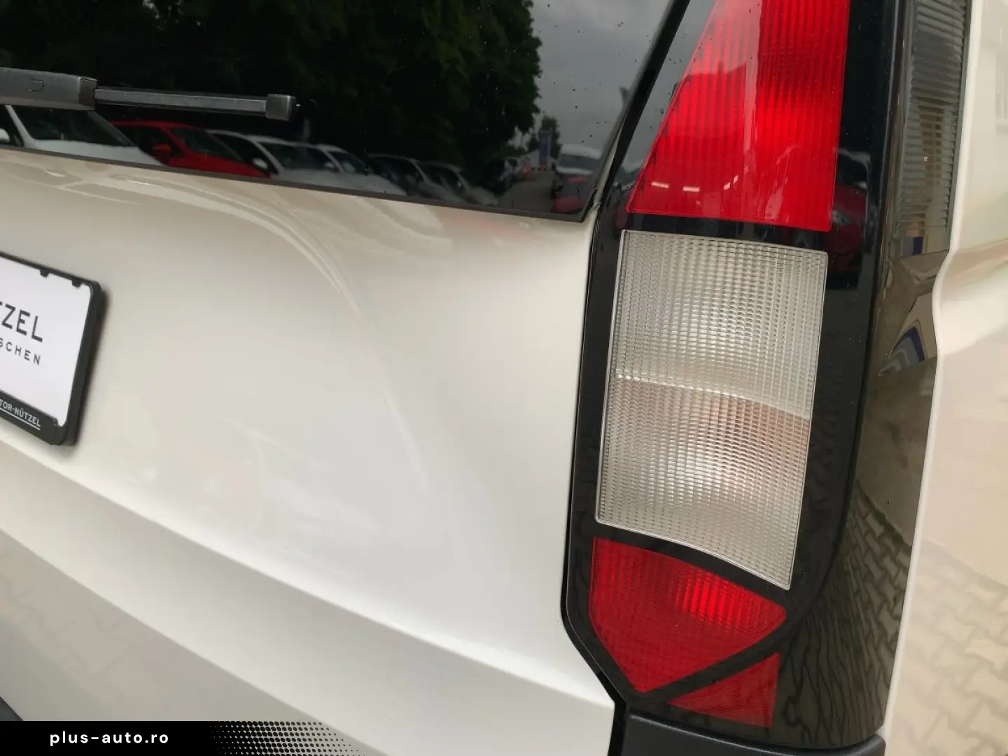 VW Caddy Maxi 2.0 TDI DSG NAVI BT DAB GRA SHZ KLIMA