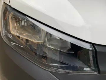 VW Caddy Maxi 2.0 TDI DSG NAVI BT DAB GRA SHZ KLIMA