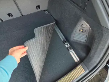 Volkswagen Touareg 3.0 TDI R-Line