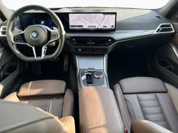 BMW 330e xDr Lim M SPORT PRO
