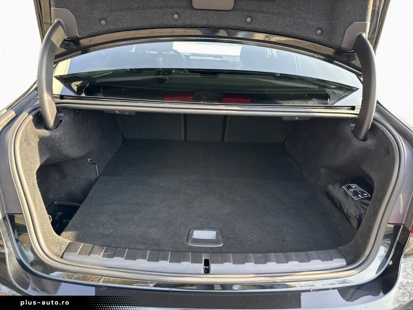 BMW 330e xDr Lim M SPORT PRO