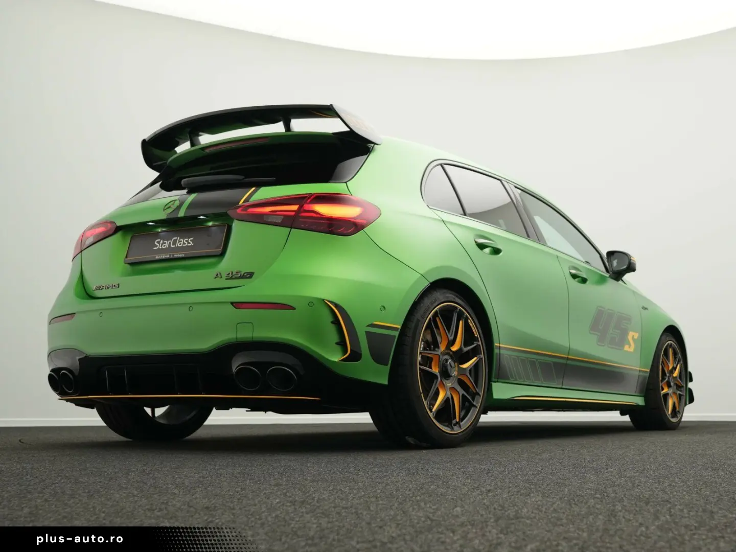 MERCEDES-BENZ A 45 S 4M Pano Multi Perf.Sitze Night Burm