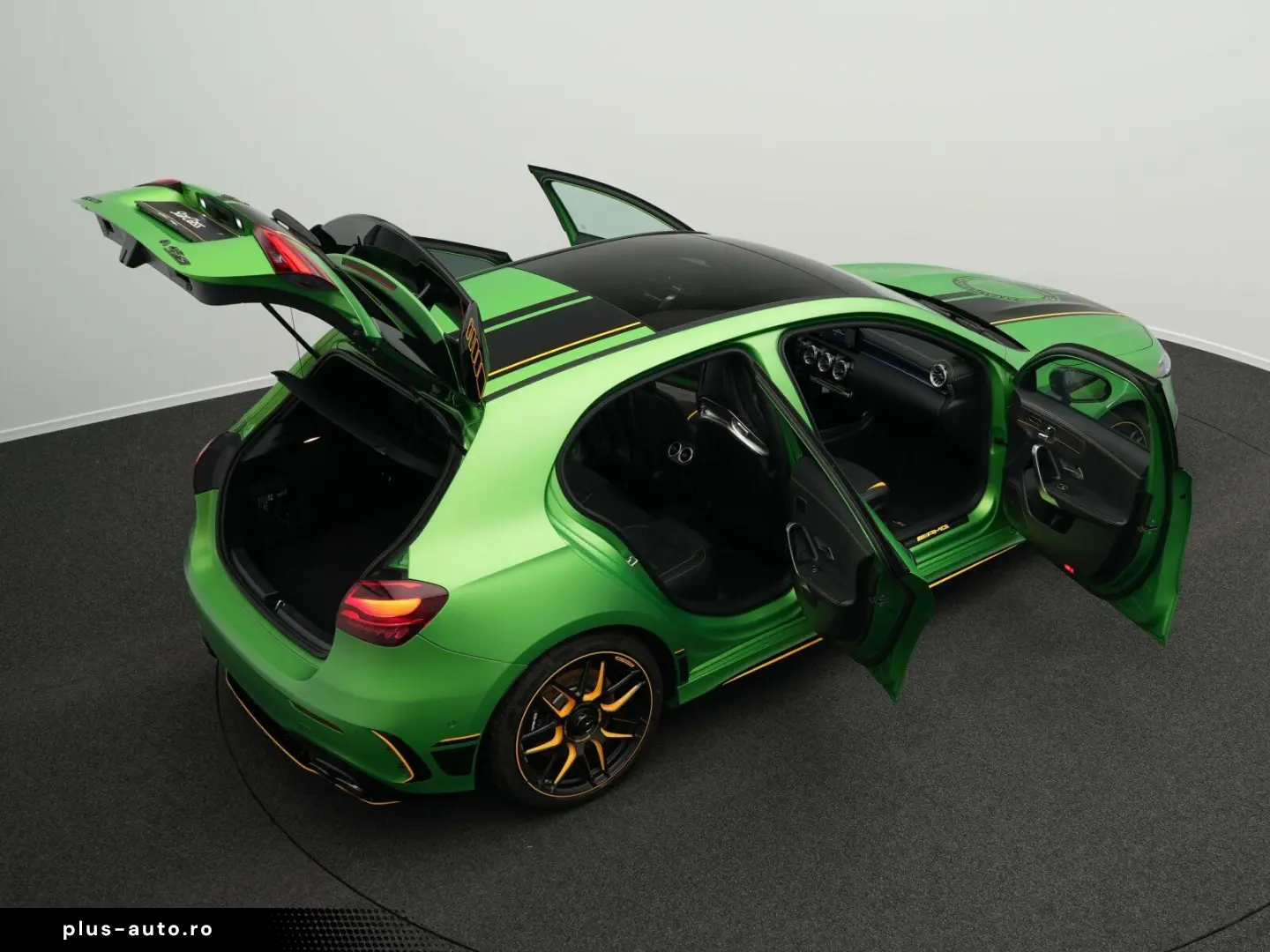 MERCEDES-BENZ A 45 S 4M Pano Multi Perf.Sitze Night Burm