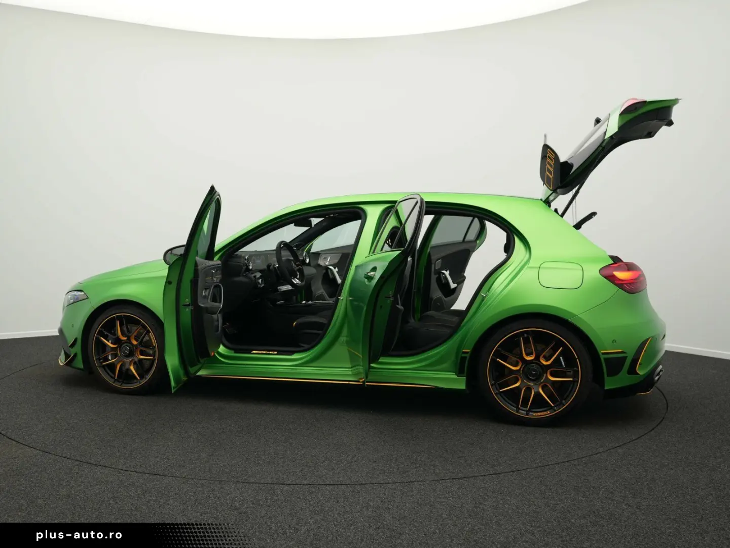 MERCEDES-BENZ A 45 S 4M Pano Multi Perf.Sitze Night Burm