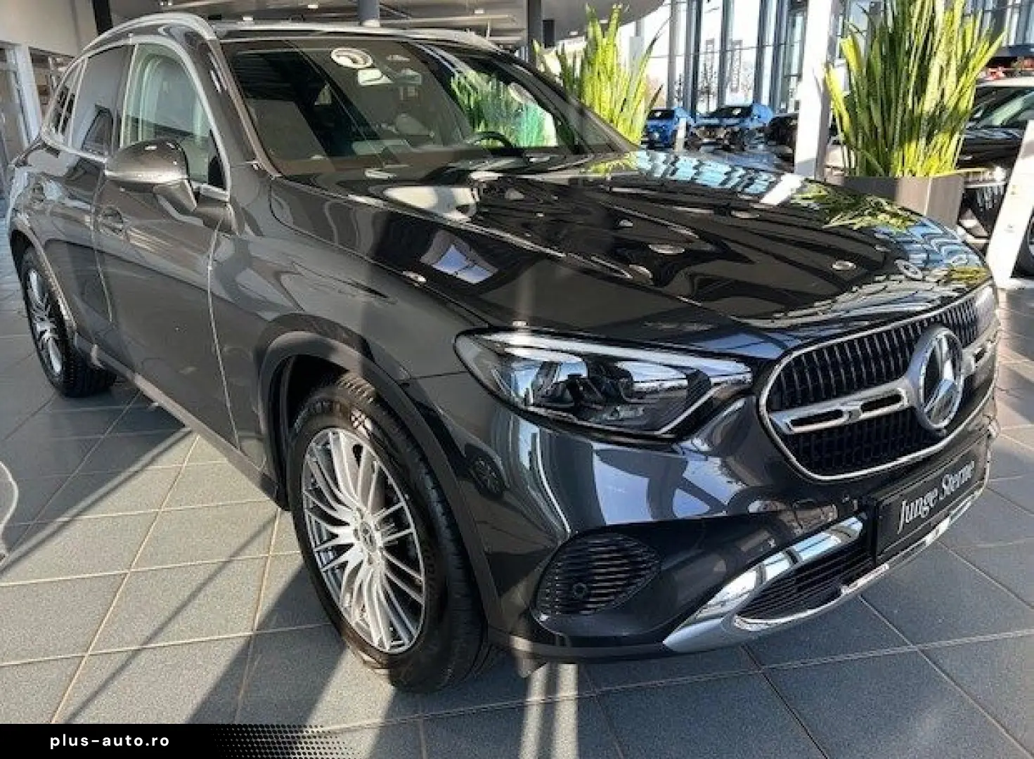 MERCEDES-BENZ GLC 200 4M Avantgarde Pano Standhz AHK Memory