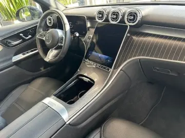 MERCEDES-BENZ GLC 200 4M Avantgarde Pano Standhz AHK Memory