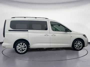 VW Caddy Maxi 2.0 TDI DSG Life PDC hinten DAB NAVI