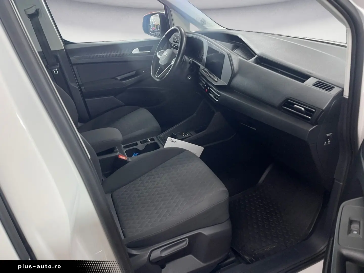 VW Caddy Maxi 2.0 TDI DSG Life PDC hinten DAB NAVI