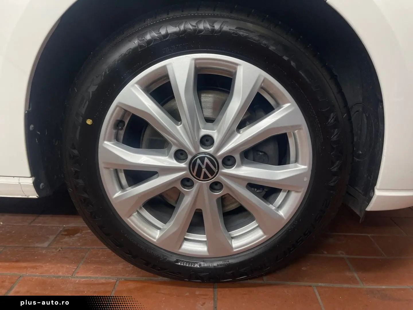 VW Caddy Maxi 2.0 TDI DSG Life PDC hinten DAB NAVI