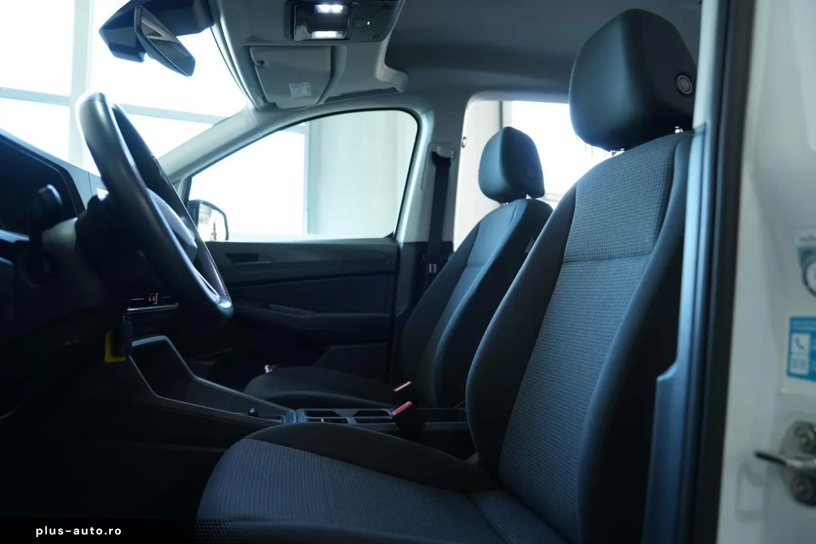 VW Caddy Maxi  AUTOMATIK TOT-WINKEL SHZ