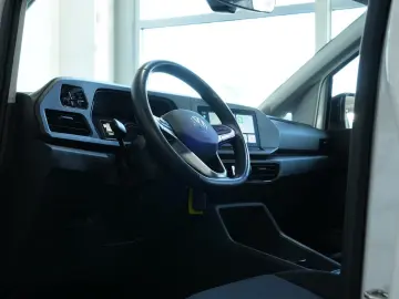 VW Caddy Maxi  AUTOMATIK TOT-WINKEL SHZ