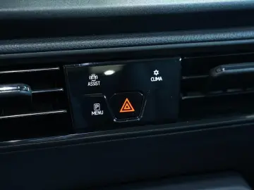 VW Caddy Maxi  AUTOMATIK TOT-WINKEL SHZ