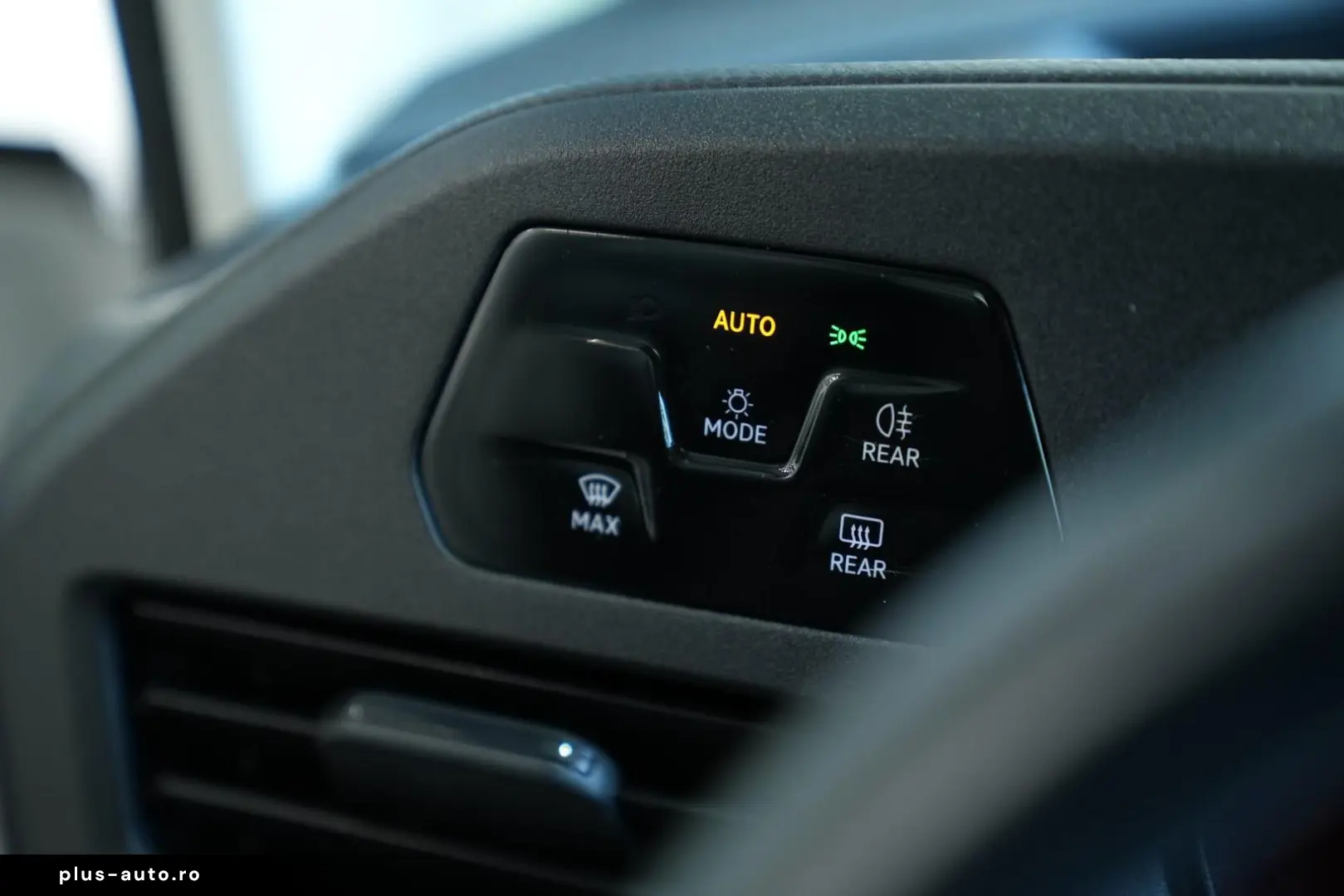 VW Caddy Maxi  AUTOMATIK TOT-WINKEL SHZ