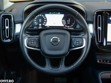 Volvo XC 40 T5 Recharge DKG Inscription Expression