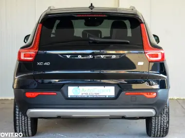 Volvo XC 40 T5 Recharge DKG Inscription Expression