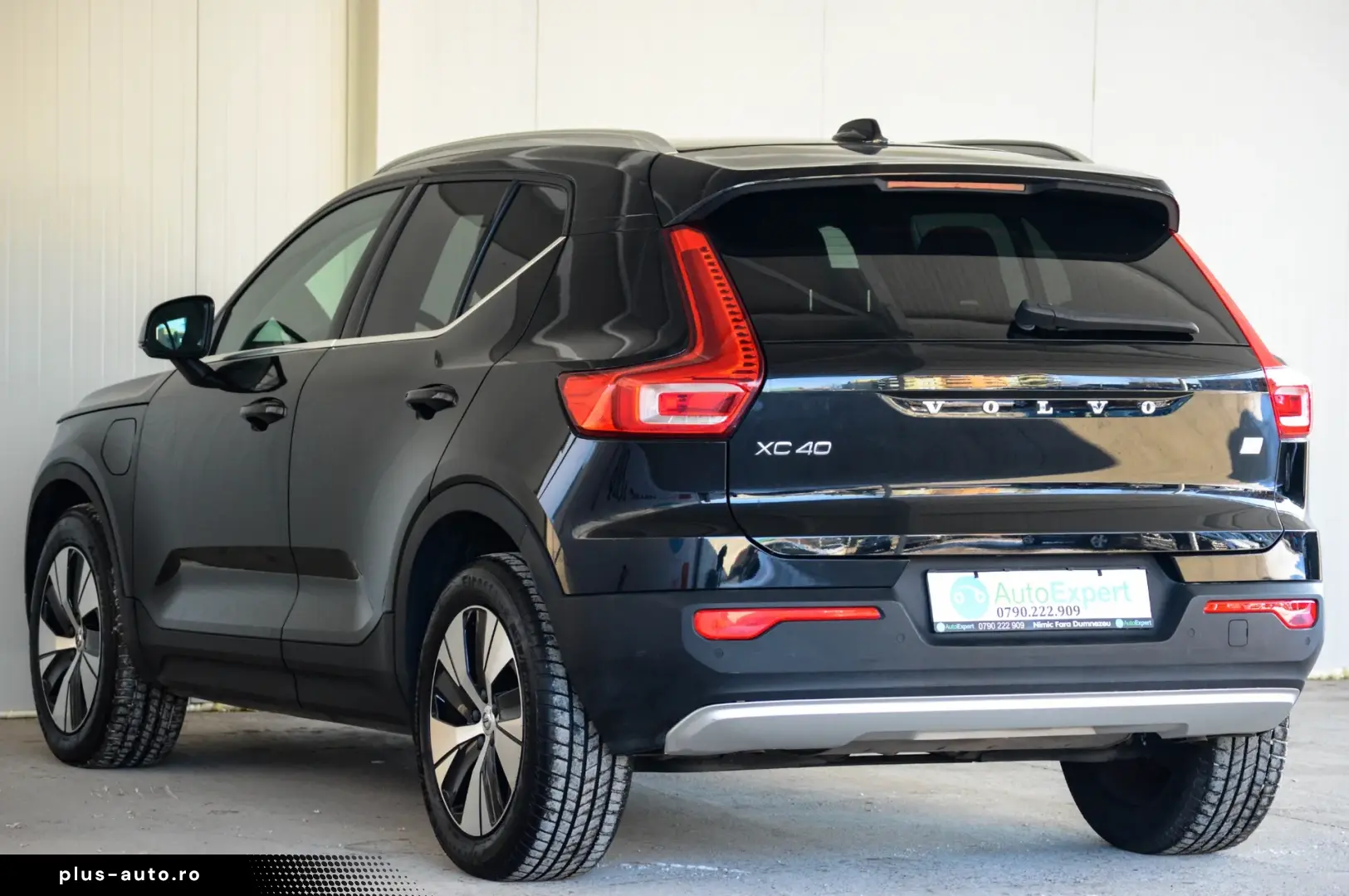 Volvo XC 40 T5 Recharge DKG Inscription Expression