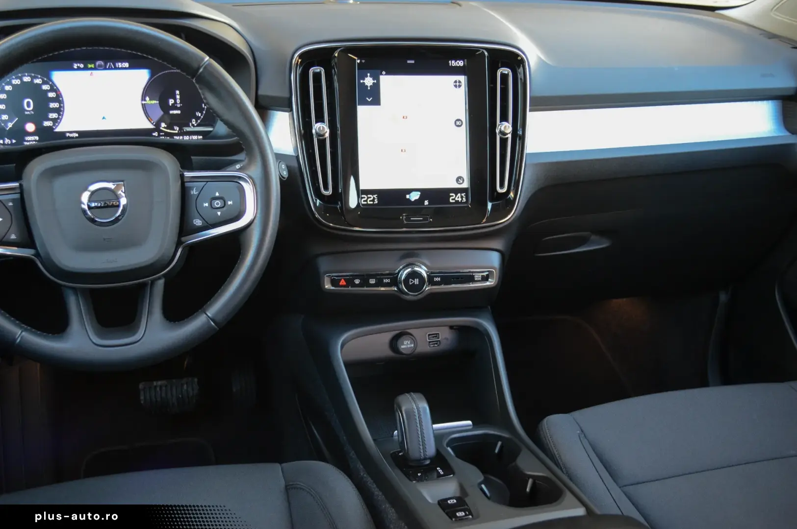 Volvo XC 40 T5 Recharge DKG Inscription Expression