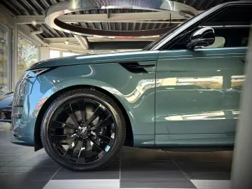 LAND ROVER Range Rover Sport P510e First Edition Pano HuD