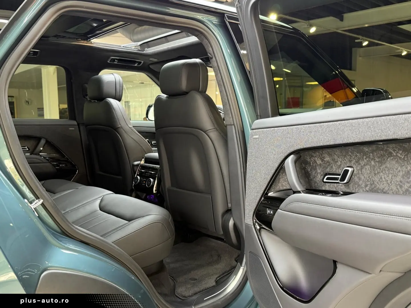 LAND ROVER Range Rover Sport P510e First Edition Pano HuD