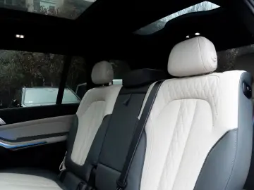 BMW X7 M60i EX.DRIVE PRO.SOFTCL.LUFTF.360 .AHK