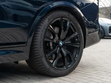 BMW X7 M60i EX.DRIVE PRO.SOFTCL.LUFTF.360 .AHK