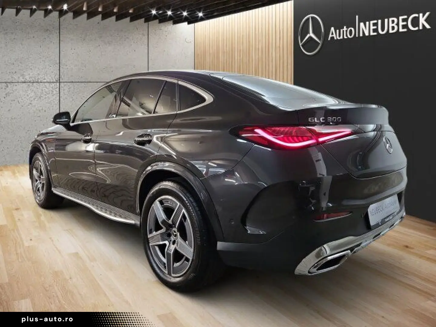 MERCEDES-BENZ GLC 300 4M Coupé AMG Line Premium Distr HUD