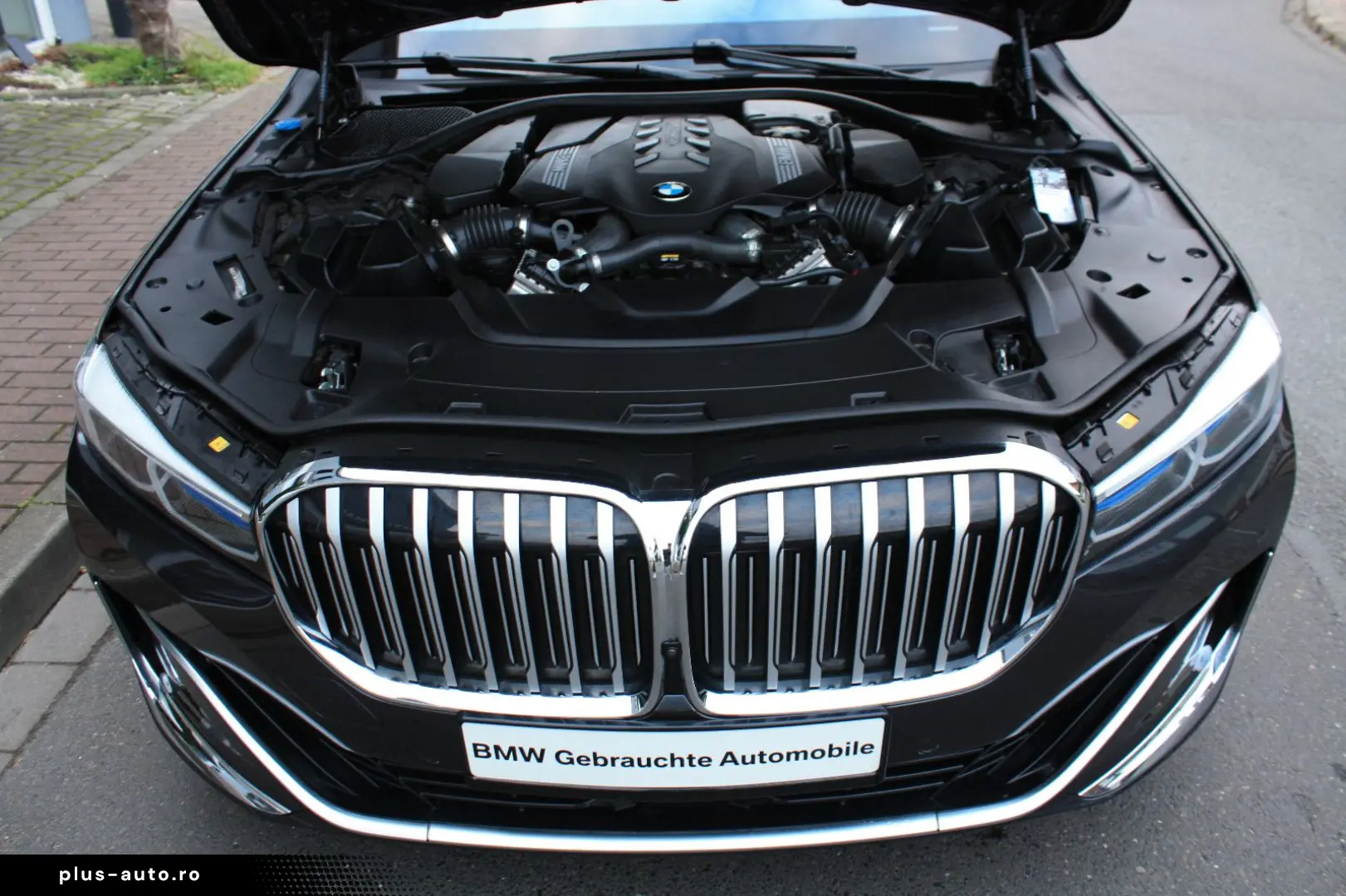 BMW 750 i xDrive