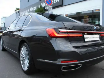 BMW 750 i xDrive