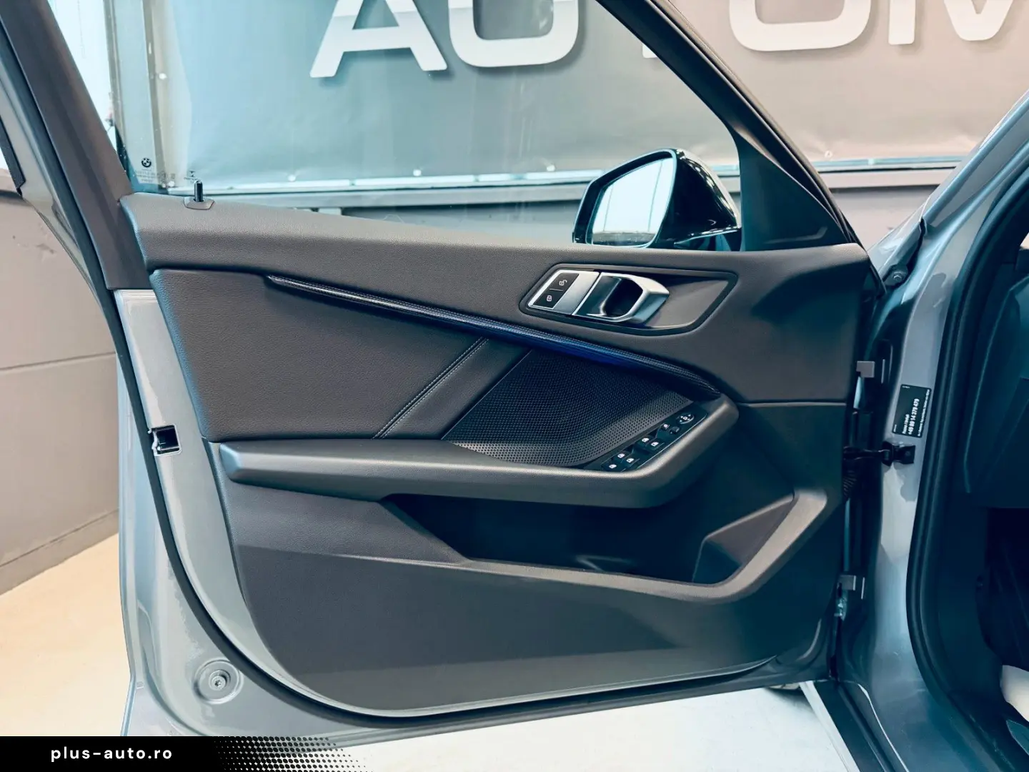 BMW 118 d Sport Line PANO LED AMBI PDC NAVI SHZ