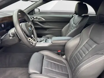 BMW 420i Cabrio M Sport LivePro CarPlay Driving ACC