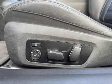 BMW 420i Cabrio M Sport LivePro CarPlay Driving ACC