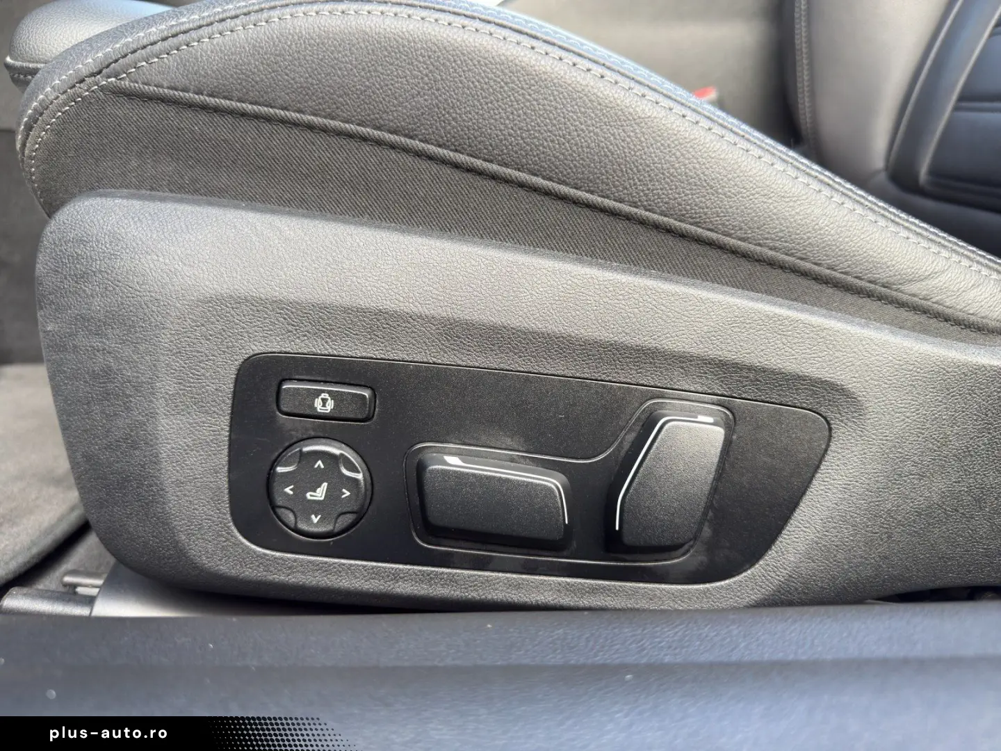 BMW 420i Cabrio M Sport LivePro CarPlay Driving ACC