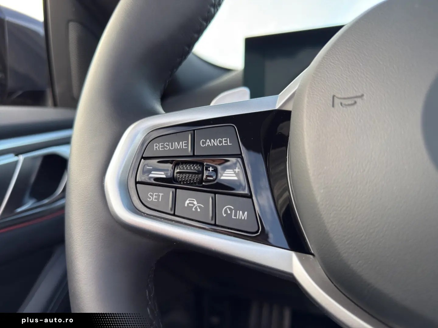 BMW 420i Cabrio M Sport LivePro CarPlay Driving ACC