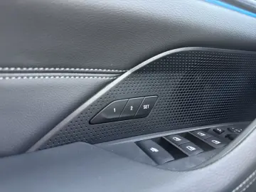 BMW 420i Cabrio M Sport LivePro CarPlay Driving ACC