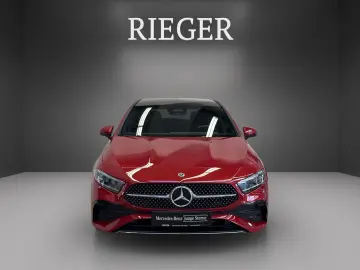 MERCEDES-BENZ A 220 d AMG Pano AHK Totwinkel Keyless SHZ LED