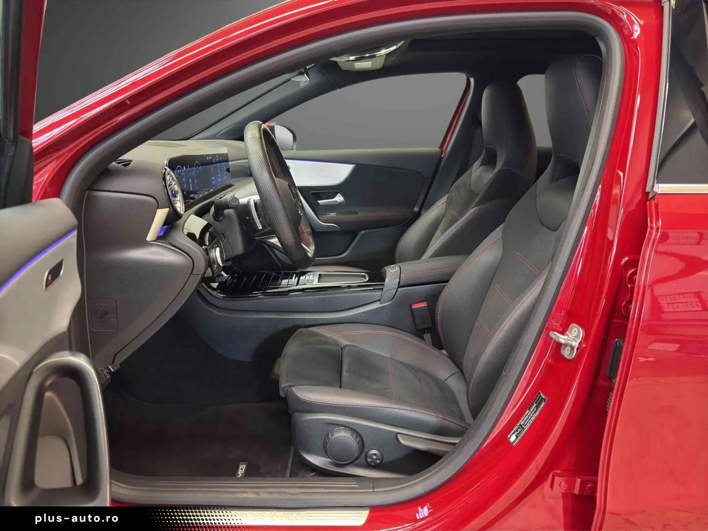 MERCEDES-BENZ A 220 d AMG Pano AHK Totwinkel Keyless SHZ LED