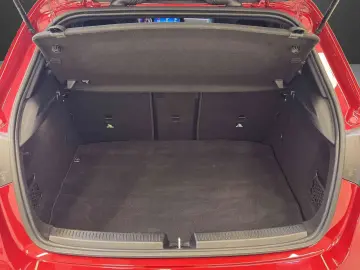 MERCEDES-BENZ A 220 d AMG Pano AHK Totwinkel Keyless SHZ LED